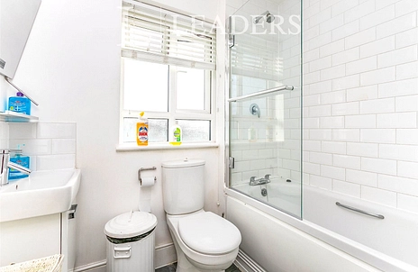 1 bedroom property to rent - High Street, Reigate, RH2 - Property View 3