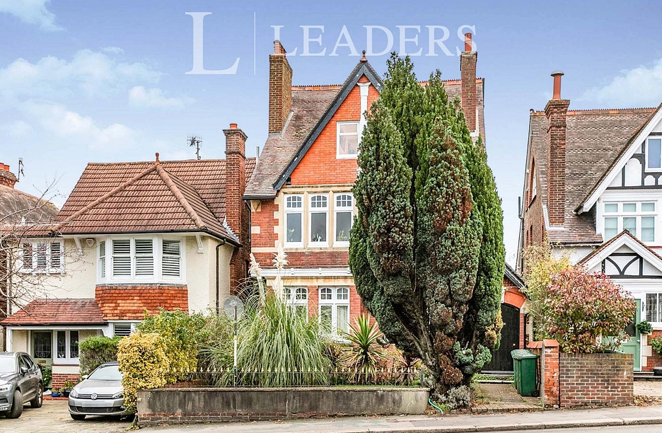 studio to rent - Reigate Road, Reigate, RH2 - Property View 1