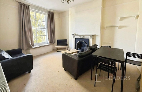 property to rent - Priory Street, Cheltenham, GL52 - Property View 2