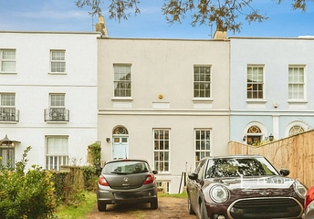 2 bed property for rent in London Road, Cheltenham, GL52