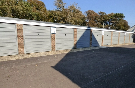 property to rent - Fitzalan Road, Littlehampton, BN17 - Property View 2