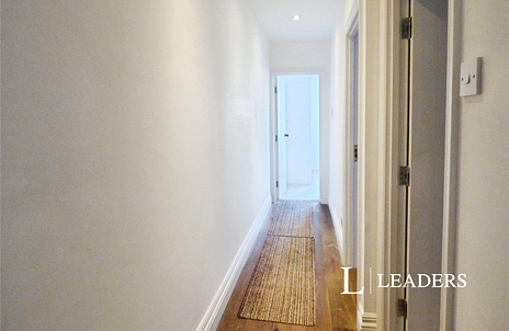 2 bedroom apartment to rent - South Terrace, Littlehampton, West Sussex, BN17 - Property View 2