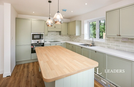 3 bedroom bungalow to rent - Daisy Lane, Locks Heath, Southampton, Hampshire, SO31 - Property View 2