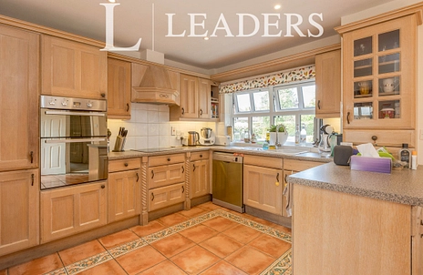 5 bedroom house to rent - Hyders Forge, Long Mill Lane, Plaxtol, Sevenoaks, TN15 - Property View 2