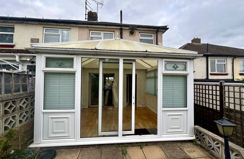 2 bedroom property to rent - Mill Lane, ME5 - Property View 1