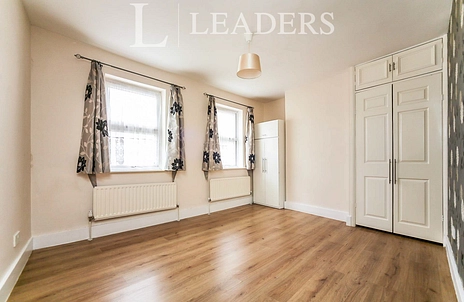 3 bedroom maisonette to rent - Canterbury Street, Gillingham, ME7 - Property View 3