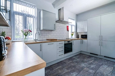 property to rent - Midland Road, Royston, Barnsley, S71