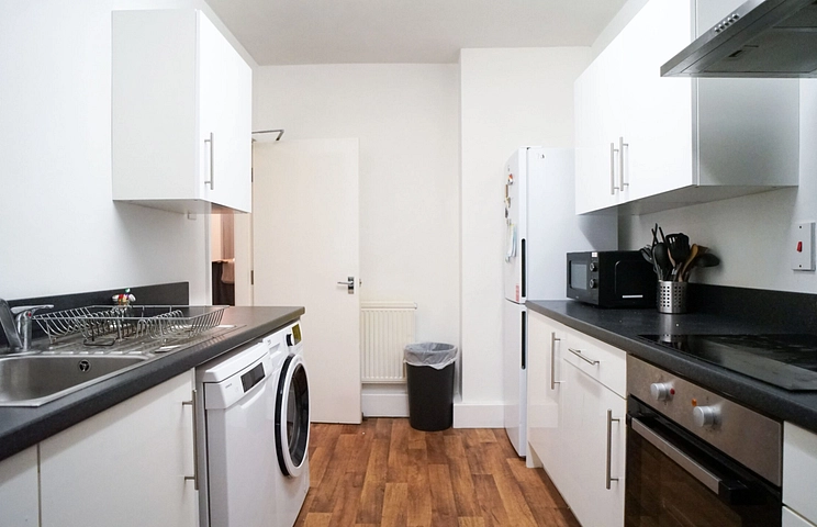 4 bedroom apartment to rent - West Street, Sheffield, South Yorkshire, S1