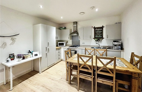 2 bedroom apartment for sale - Cole Court, Southend-on-Sea, Essex, SS2 - Property View 3