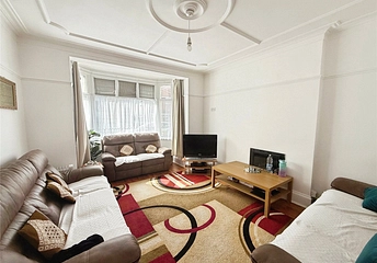 4 bedroom semi detached for sale - Westborough Road, Westcliff-on-Sea, Essex, SS0 - Property View 1