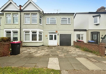 5 bedroom house for sale - Edith Road, Southend-on-Sea, Essex, SS2 - Property View 1