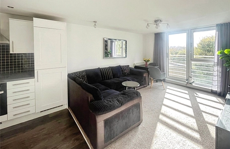 2 bedroom apartment for sale - Station Avenue, Southend-on-Sea, Essex, SS2 - Property View 2