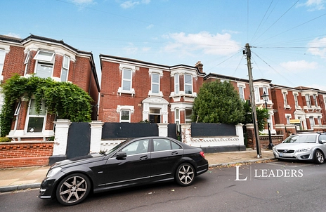 3 bedroom apartment to rent - Yarborough Road, Southsea, PO5 - Property View 2