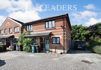 2 bed house for rent in Tamarisk Close, Southsea, PO4