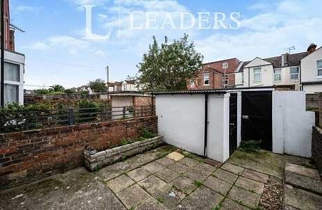 4 bedroom house to rent - Jubilee Road, PO4 - Property View 2