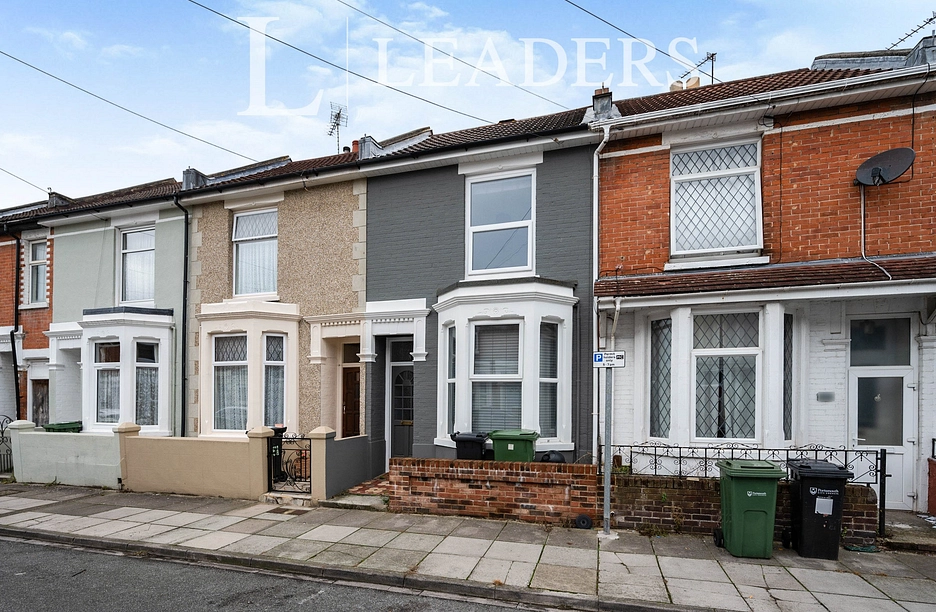 4 bedroom house to rent - Jubilee Road, PO4 - Property View 1