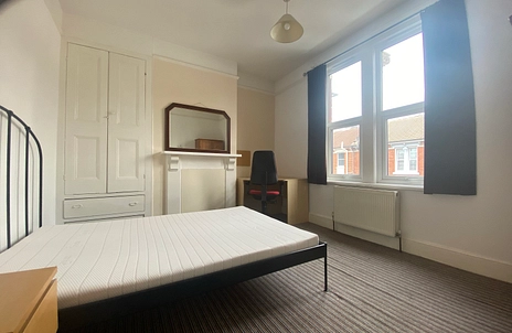 5 bedroom house to rent - Sheffield Road, PO1 - Property View 3