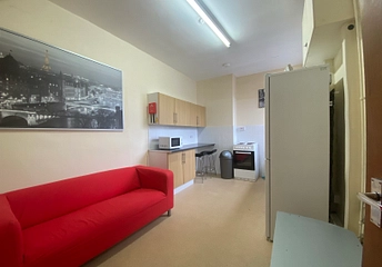 3 bedroom apartment to rent - Elm Grove, Southsea, PO5 - Property View 1