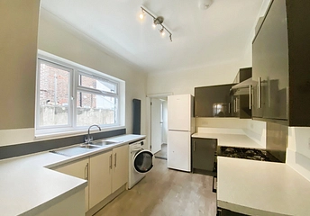 4 bedroom house to rent - Hudson Road, Southsea, PO5 - Property View 1