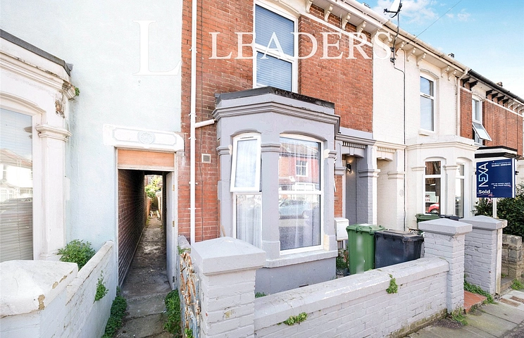 5 bedroom house to rent - Fawcett Road, Southsea, PO4