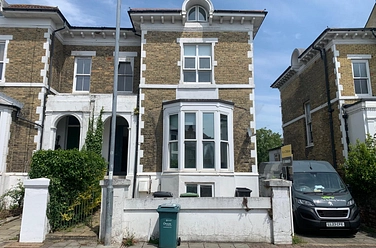 4 bedroom apartment to rent - Clarendon Road, Southsea, PO5