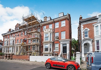 2 bedroom apartment to rent - Ashburton Road, Southsea, PO5 - Property View 1