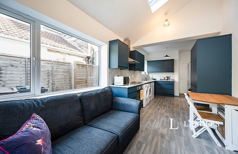 4 bedroom house to rent - Harold Road, Southsea, PO4 - Property View 2