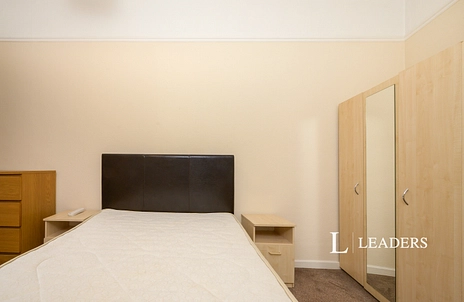 3 bedroom apartment to rent - Waverley Road, Southsea, PO5 - Property View 3