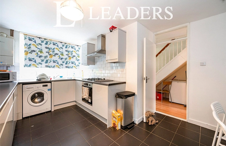 4 bedroom house to rent - St. Pauls Road, Southsea, PO5