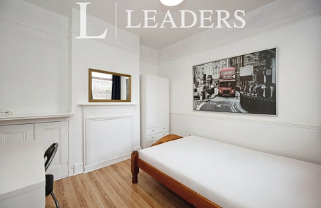 4 bedroom house to rent - Guildford Road, PO1 - Property View 3