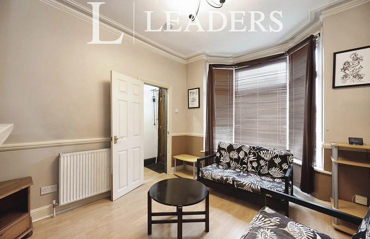 4 bedroom house to rent - Guildford Road, PO1