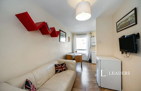 4 bedroom house to rent - St. Thomass Street, Portsmouth, PO1 - Property View 2