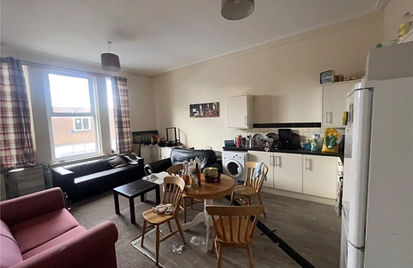 4 bedroom apartment to rent - Lake Road, Portsmouth, PO1 - Property View 2