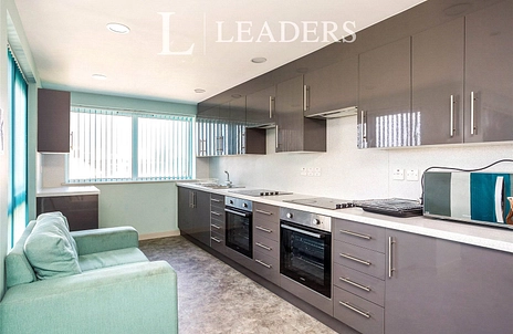 1 bedroom terraced to rent - Fawcett Road, PO4 - Property View 3