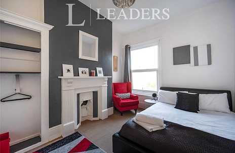 6 bedroom house to rent - Lawrence Road, Southsea, PO5 - Property View 3