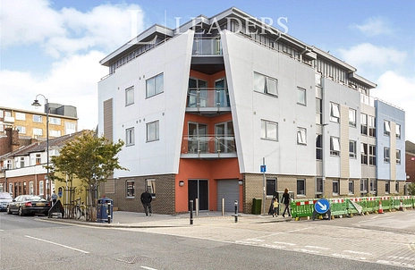 1 bedroom apartment to rent - 151 Halls, Fawcett Road, Southsea, PO4 - Property View 2