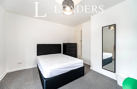 3 bedroom house to rent - Percy Road, Southsea, PO4 - Property View 3