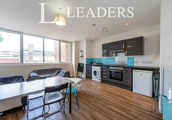 2 bedroom apartment to rent - Arundel Street, Portsmouth, PO1 - Property View 1