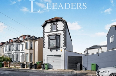 4 bedroom house to rent - Worthing Road, Southsea, PO5