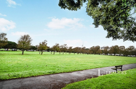 3 bedroom apartment to rent - Western Parade, Southsea, Hampshire, PO5 - Property View 2