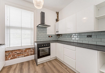 3 bedroom maisonette to rent - Cottage Grove, Southsea, Hampshire, PO5 - Property View 1