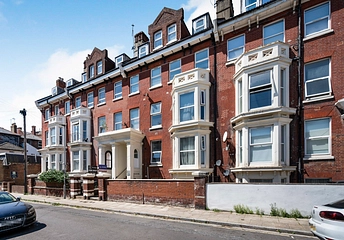 2 bed flat/apartment for rent in Ashburton Road, Southsea, Hampshire, PO5