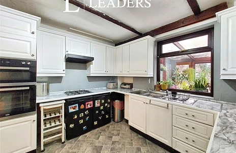 2 bedroom bungalow to rent - North Crescent, SS2 - Property View 2