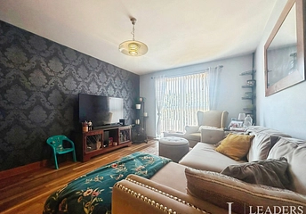 2 bed flat/apartment for rent in Galleries Court, 12 Kenway, Southend-on-Sea, SS2
