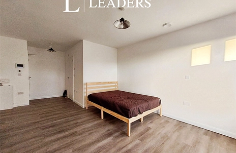 1 bedroom property to rent - Crouch Road, Grays, Essex, RM16 - Property View 2