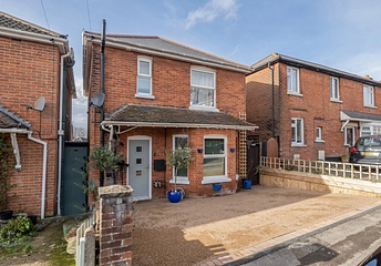 3 bedroom house for sale - Dimond Road, Southampton, Hampshire, SO18 - Property View 1