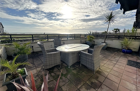 2 bedroom apartment for sale - Chatham Green, Eastbourne, East Sussex, BN23 - Property View 2