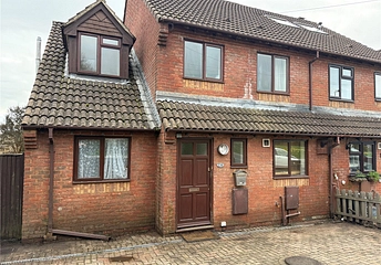 4 bedroom house to rent - Bursledon Road, Southampton, SO19 - Property View 1