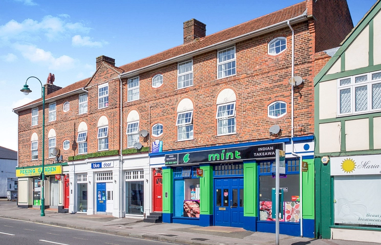 2 bedroom apartment to rent - Lodge Road, Southampton, SO14