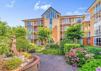 1 bed flat/apartment for rent in Albany Park Court, 4 Winn Road, Southampton, SO17